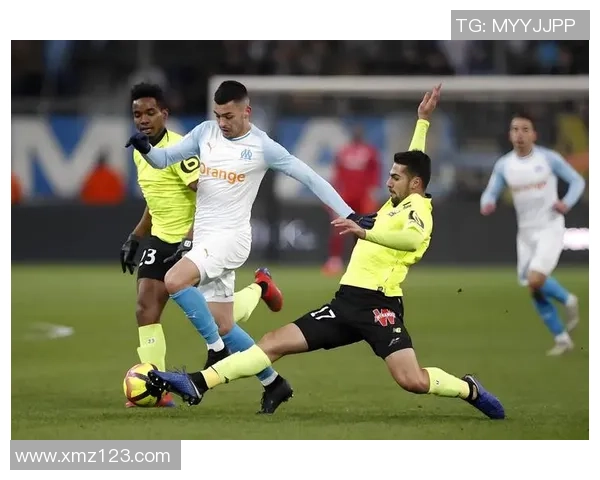 法甲第16轮朗斯主场迎战尼斯，主场统治力强，尼斯客场崩盘，争夺欧冠资格与保级压力激烈。